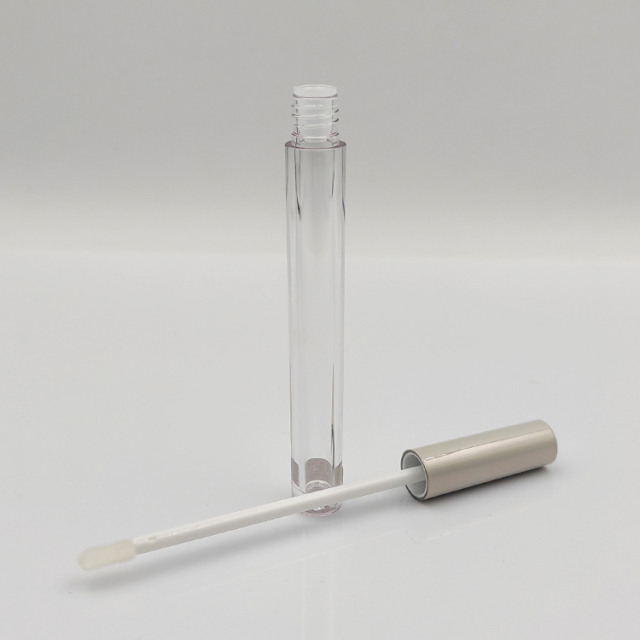 Best selling Wholesale Custom 2.2ml clear and silver lip gloss wand tubes Empty Cosmetic packaging round luxury lip gloss bottle