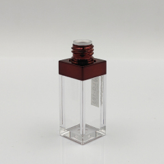 Wholesale Custom 4.5ml stylish designed empty lip gloss tubes with wand Cosmetic Packaging luxury square lip gloss bottle