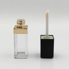 Custom Wholesale stylish designed 4.5ml bling out crystal lip gloss bottles empty Cosmetic Packaging luxury gold lip gloss tube