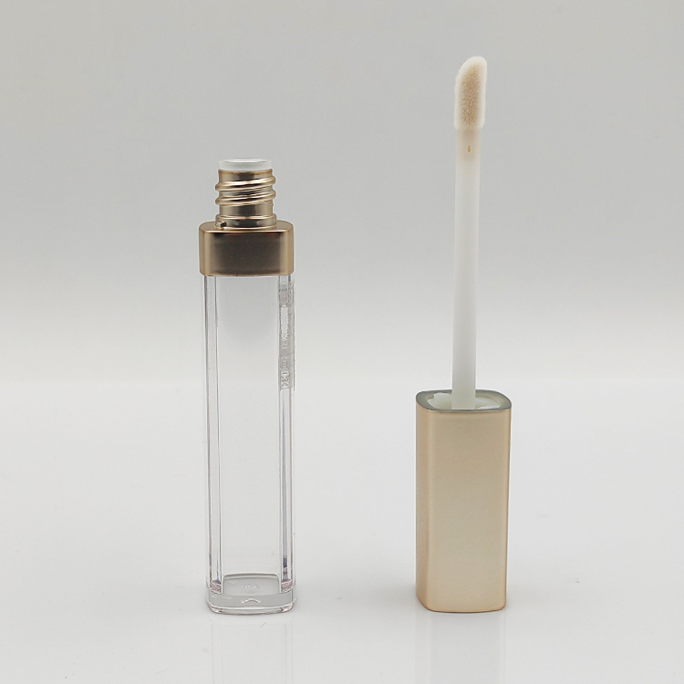 Wholesale popular 7ml square gold lip gloss tube empty with Brush Cosmetic Packaging luxury lip gloss bottles square container