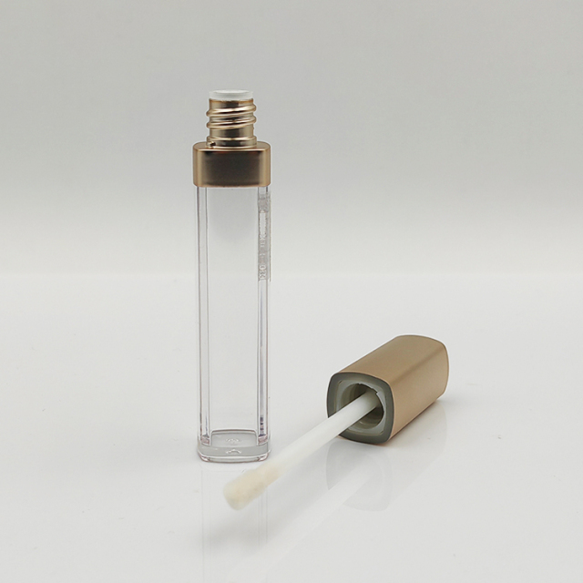Wholesale popular 7ml square gold lip gloss tube empty with Brush Cosmetic Packaging luxury lip gloss bottles square container