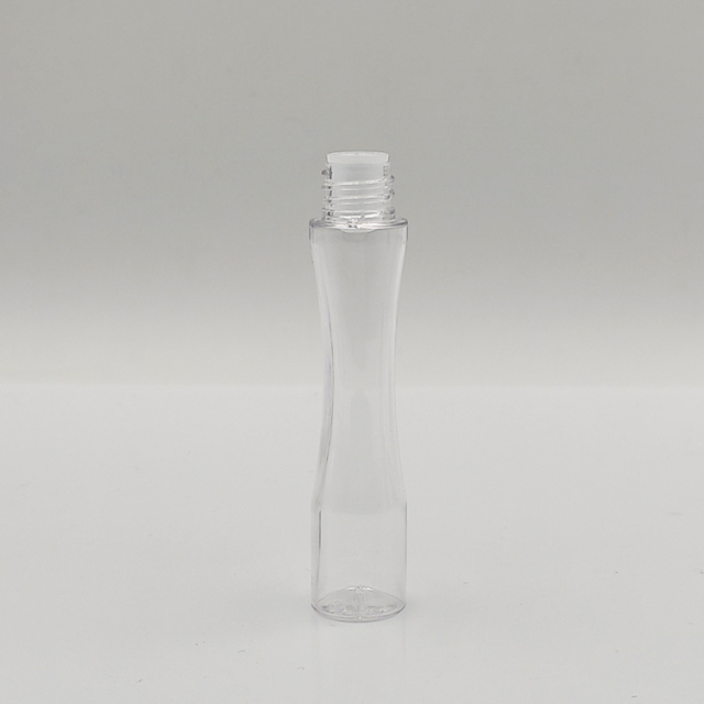 Stylish Wholesale Custom 9ml round unique lip gloss bottle packaging Empty lip lipstick lip gloss tubes with custom packaging