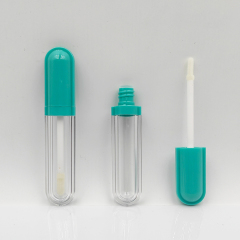 Newly capsule shape custom round bottle lip gloss 5ml plastic cosmetic container tube wholesale lip gloss empty lipstick tubes