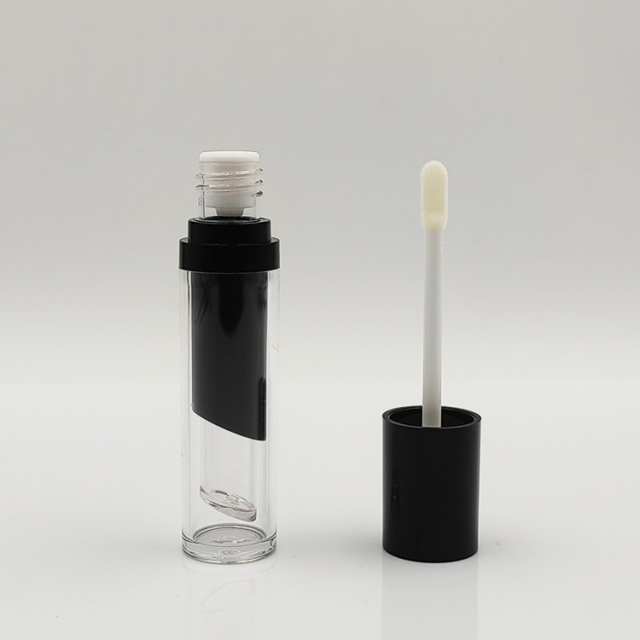 New Arrival Wholesale 4.5ml round lip gloss bottles customized empty cosmetic packaging black lip gloss tube for liquid lipstick