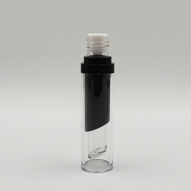 New Arrival Wholesale 4.5ml round lip gloss bottles customized empty cosmetic packaging black lip gloss tube for liquid lipstick