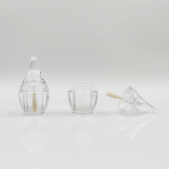 Brand New Custom 3ml round lip gloss tubes with box and logo plastic cosmetic packaging exotic empty lip gloss bottles