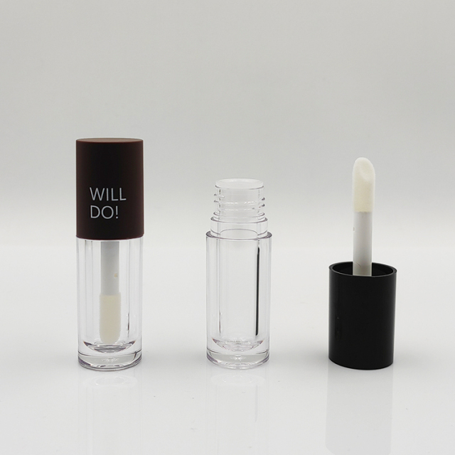 Best seller Custom 5.2ml round transparent empty lip gloss bottles plastic lip lipstick lip gloss tubes with custom packaging