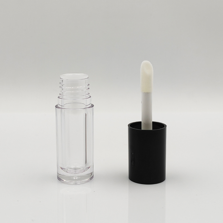 Best seller Custom 5.2ml round transparent empty lip gloss bottles plastic lip lipstick lip gloss tubes with custom packaging