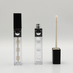 Stylish 9.5ml black cap square lip gloss bottles for empty cosmetic packaging tube wholesale lip gloss empty lipstick tubes