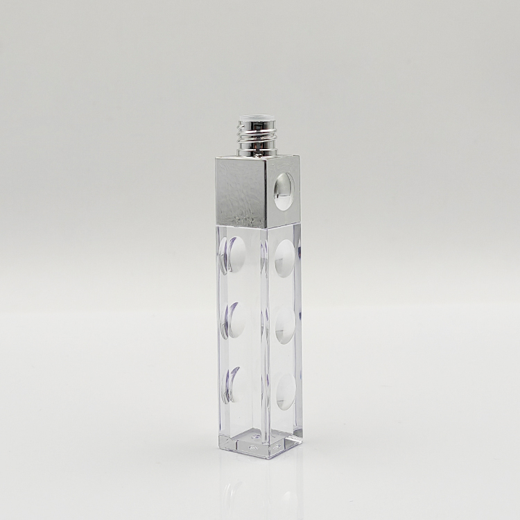 Stylish 9.5ml black cap square lip gloss bottles for empty cosmetic packaging tube wholesale lip gloss empty lipstick tubes