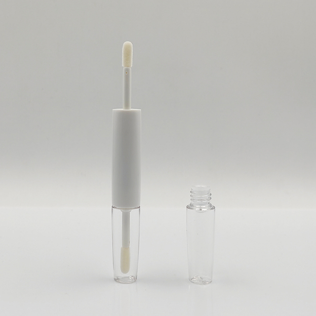 Customized Newly 7.4ml double side round lip gloss bottle packaging for plastic cosmetic reasonable price lip gloss stick tubes