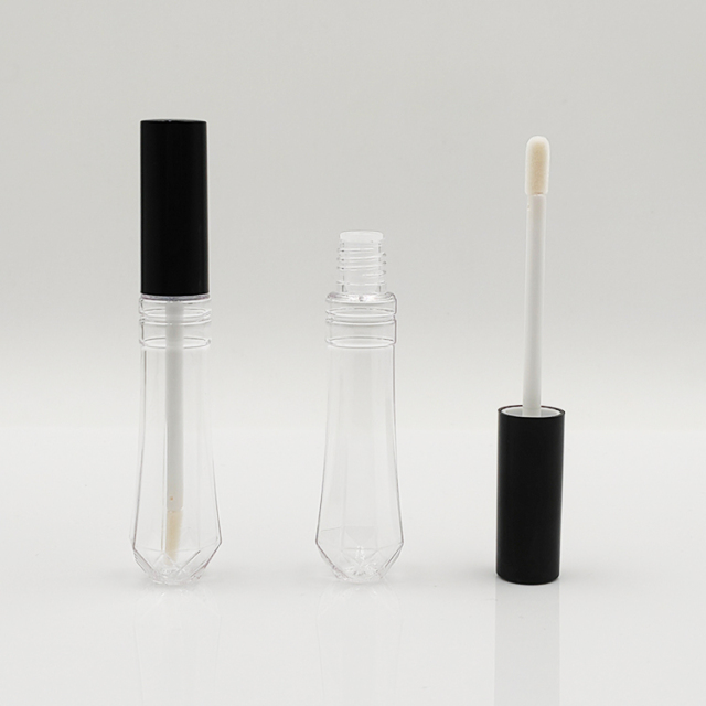 Stylish Wholesale Custom conical shape round 10ml lip gloss bottle plastic cosmetic packaging empty lip gloss tubes with wand