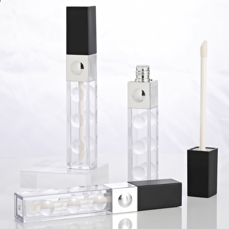 Stylish 9.5ml black cap square lip gloss bottles for empty cosmetic packaging tube wholesale lip gloss empty lipstick tubes