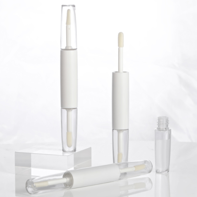Customized Newly 7.4ml double side round lip gloss bottle packaging for plastic cosmetic reasonable price lip gloss stick tubes
