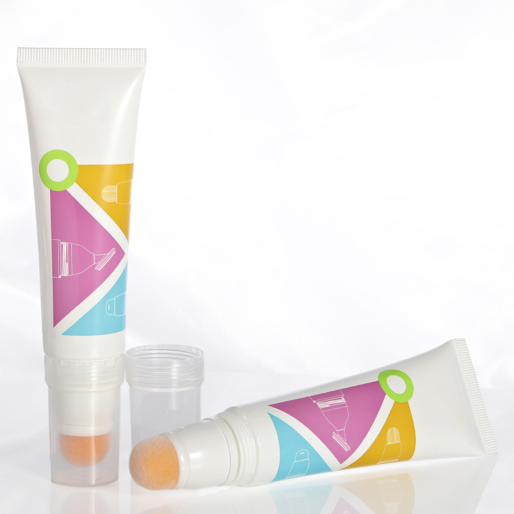 20ml Stylish Sponge Applicator Tip Tube Lip Gloss Tube with Custom Logo and Screen Printing for liquid concealer blush