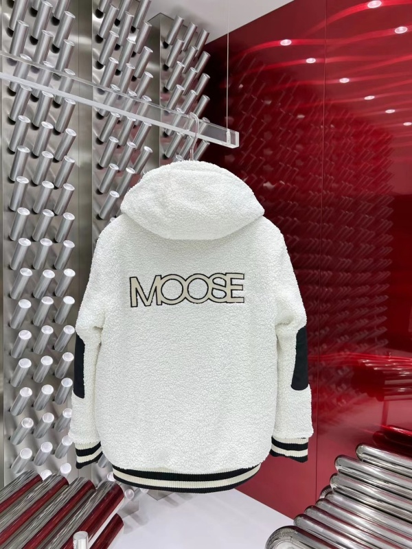 Moose Knuckles quilted warmest down jacket