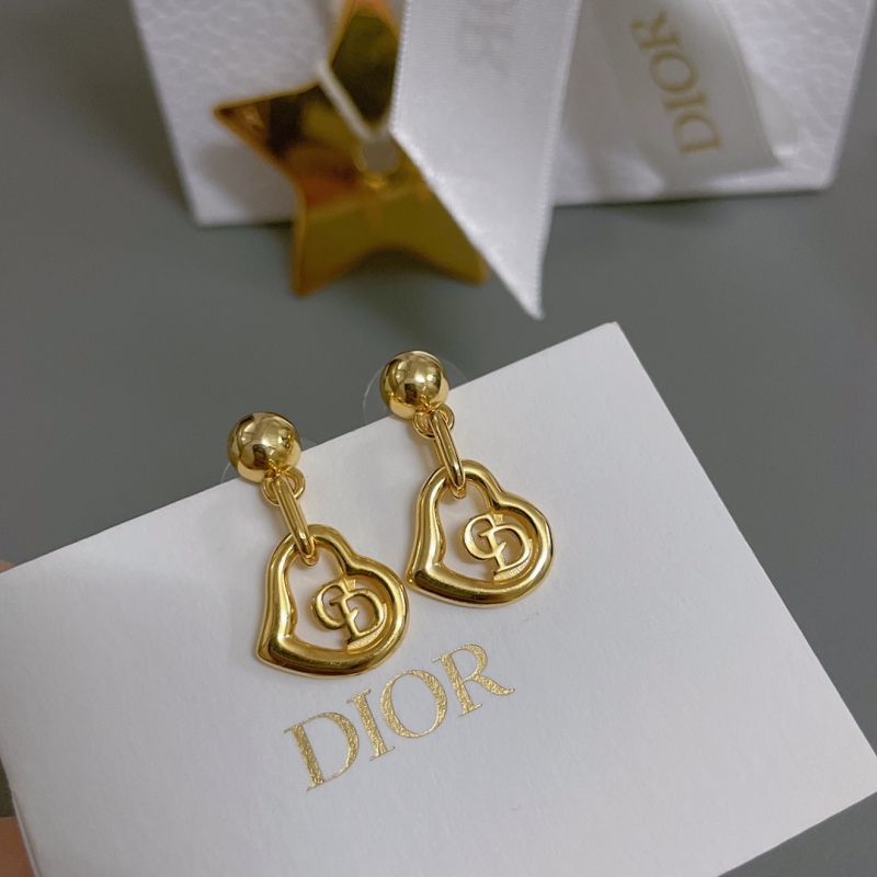 Dior cd heart earrings pendant