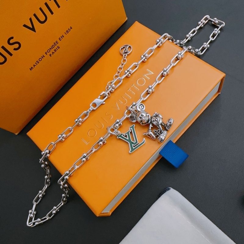 Louis Vuitton Disney Mickey Retro Elements Trendy Versatile Necklace