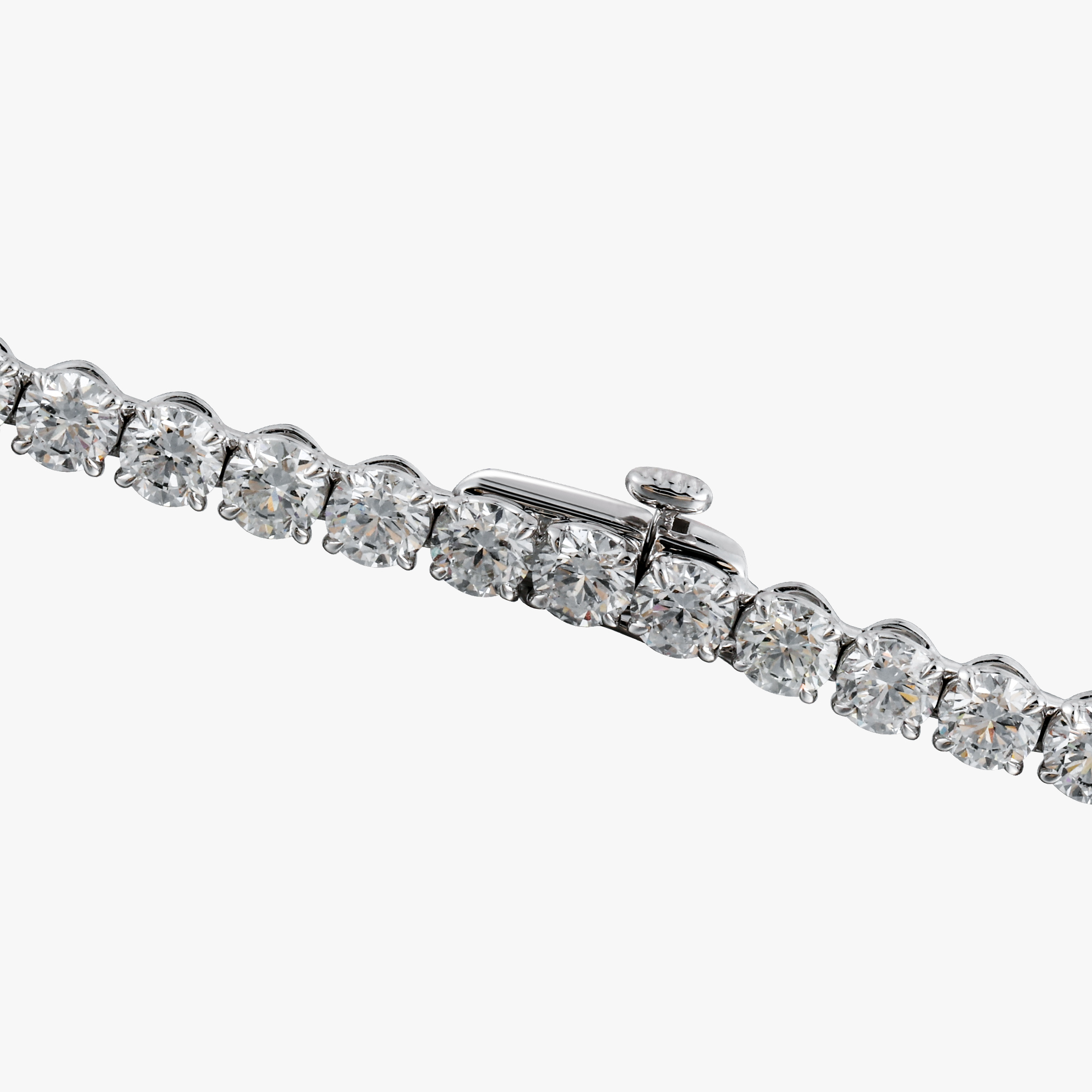 ACCA 18KW Bracelet with Round Diamond