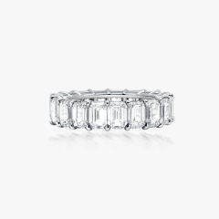 ACCA PT950 Ring with Emerald Cut Diamond