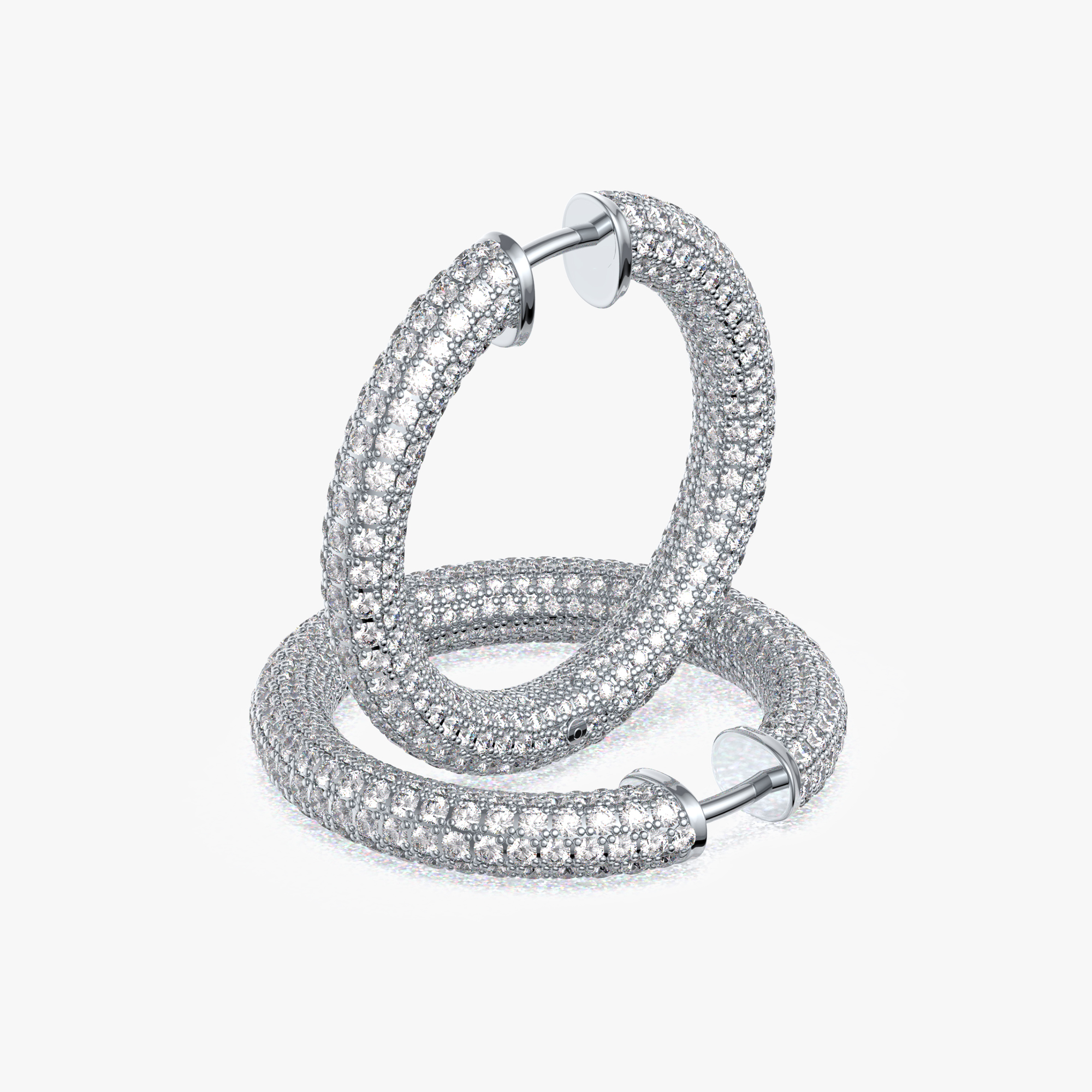 ACCA 18KW Hoop Earrings With Round Diamond