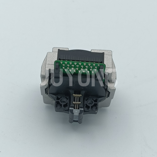 PRINT HEAD F045000  COMPATIBLE FOR LQ-300 LQ-300+ LQ-300+‖ PRINTHEAD HIGH QUALITY IN A WELL CONDITION