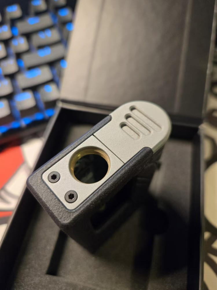 PRC ION black
