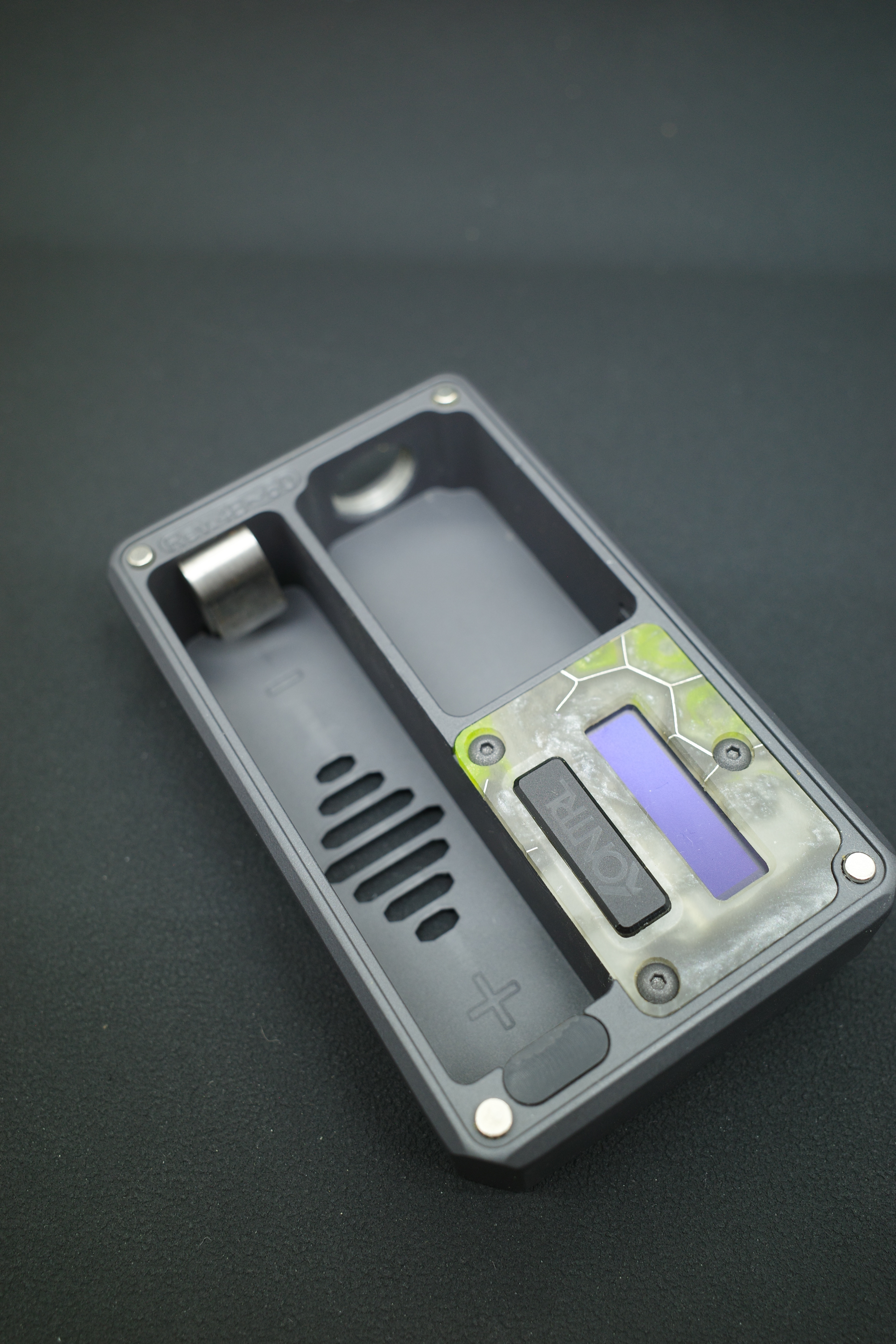 refit billetbox dark grey