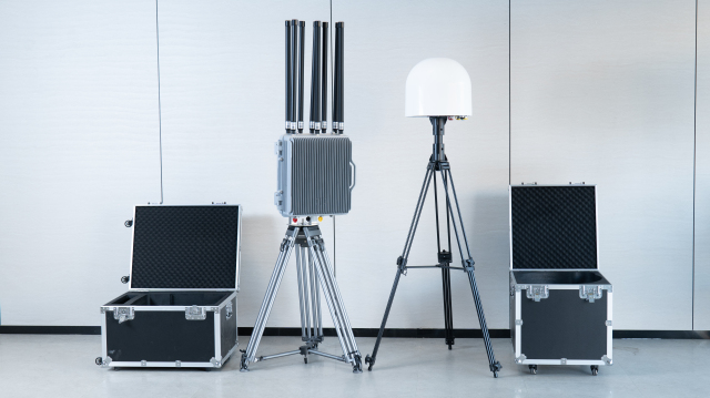 70MHz-6000MHz Full-band DR200-A 3KM Detect Range Fixed FPV 500MHz-6000MHz Video Capture Drone Detection and Jammer Integrated System