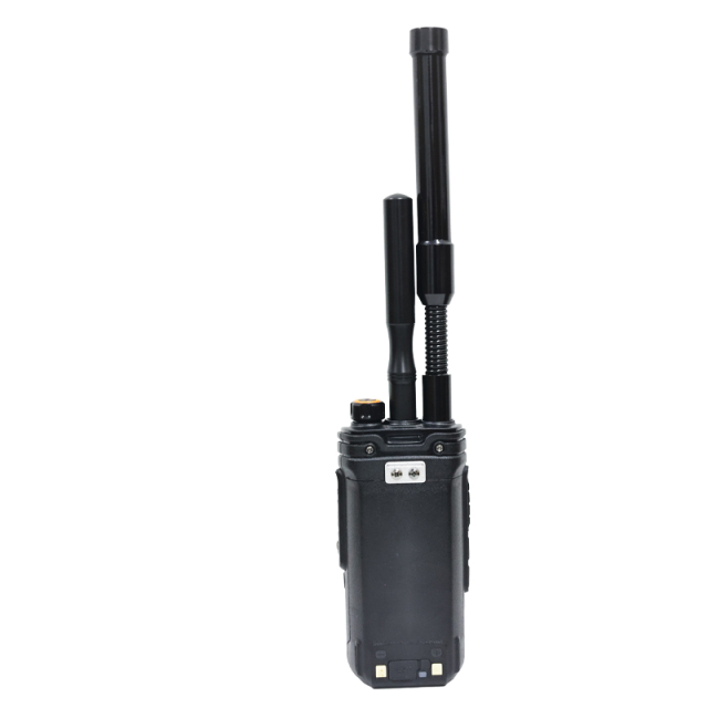 300MHz-6200MHz Full frequency band Handheld Drone Detector