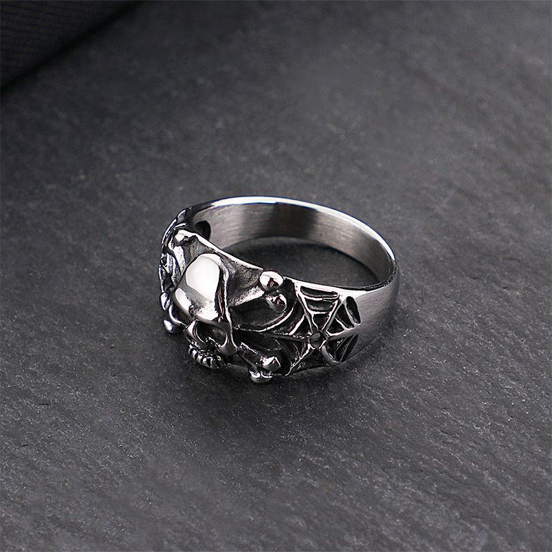 Men's personalized skull punk style titanium steel ring