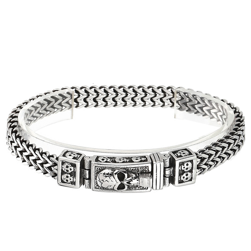 Trendy Reverse Chain Skull Titanium Steel Bracelet