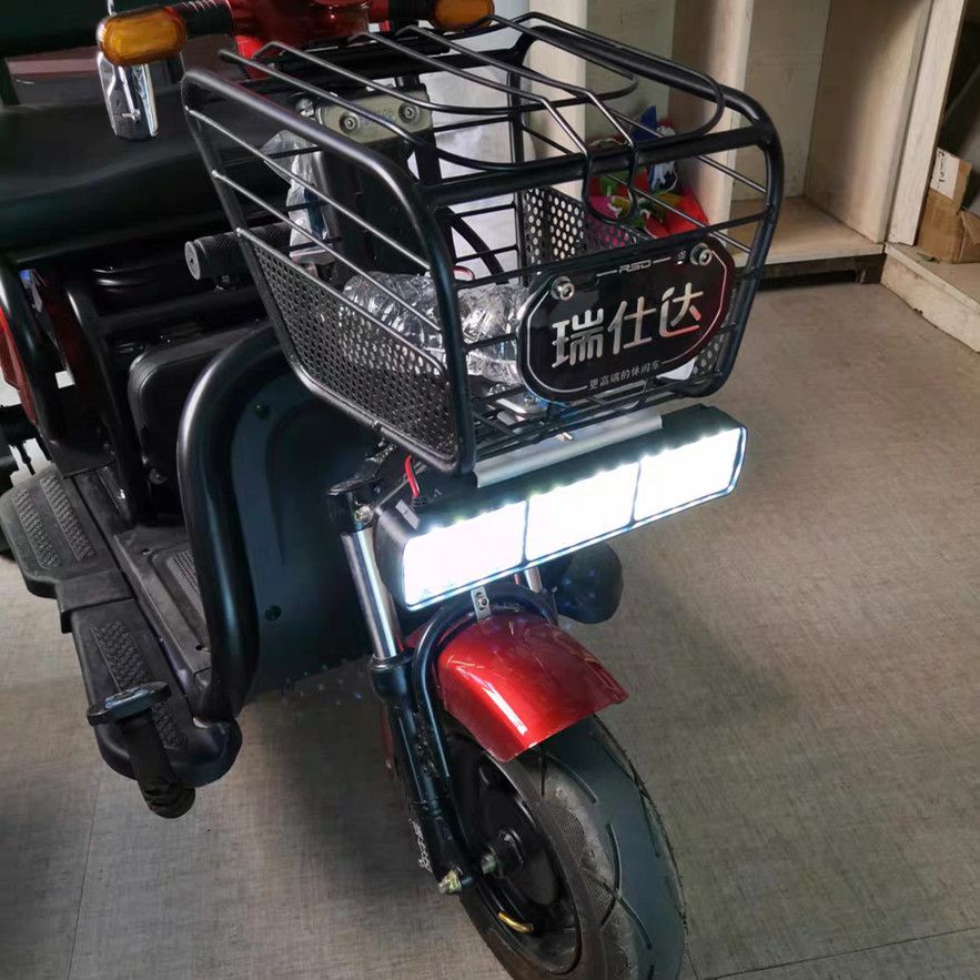 WHITE HEAD LIGHT