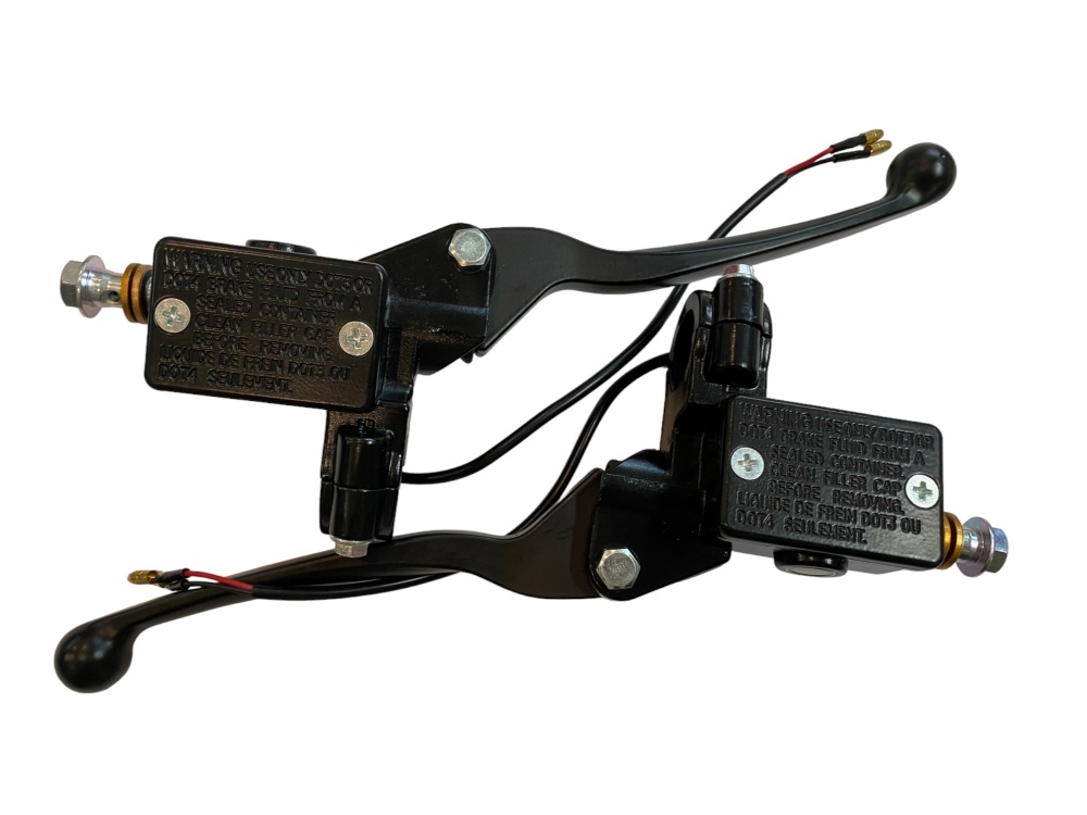 Right Front Brake Master Cylinder (FB2)