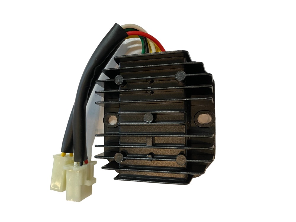 Voltage regulator 7 pin （VR1)