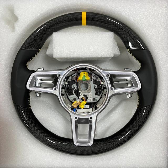 For Porsche 911  carbon fiber steering wheel