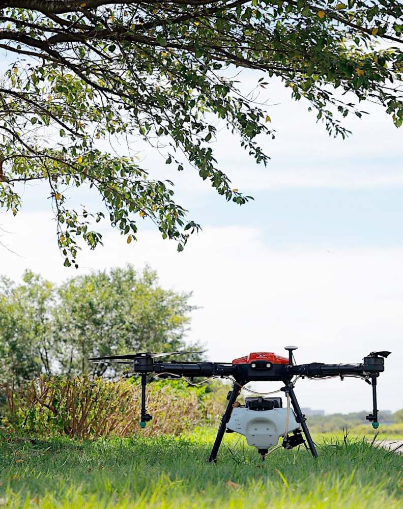 EFT 2024 Best Assembled Drone PNP Set E410P agriculture drone sprayer frame With X8 Hobbywing Motor Set And Sprayer System