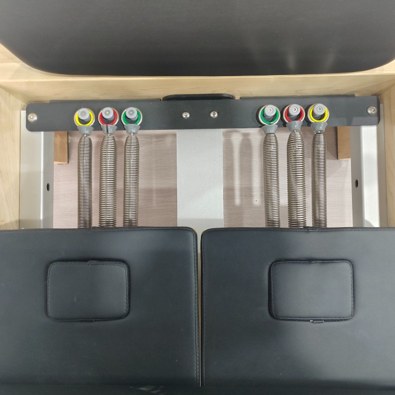 Luxury Full track Maple Pilates Reformer with Align core with tower