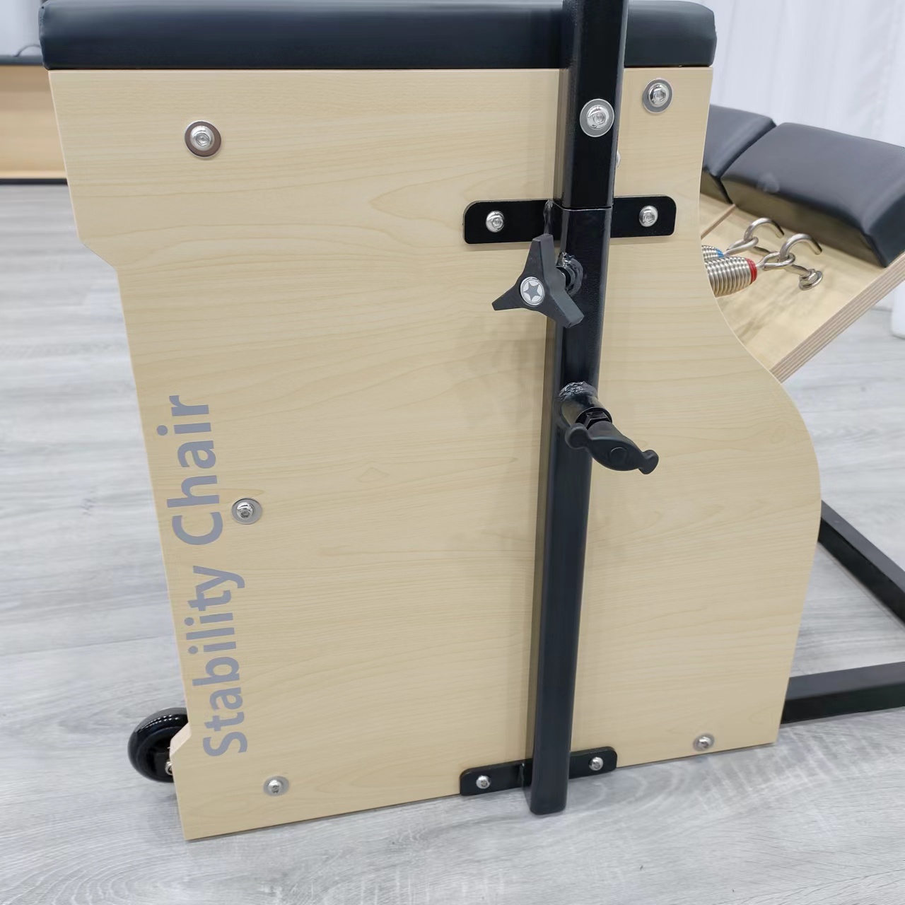 Elite Maple Wunda Chair