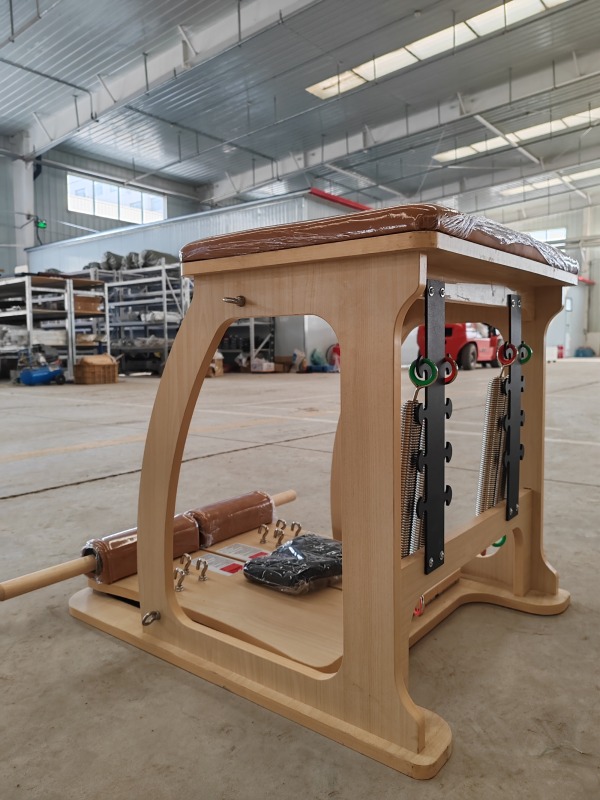 BB款枫木稳踏椅