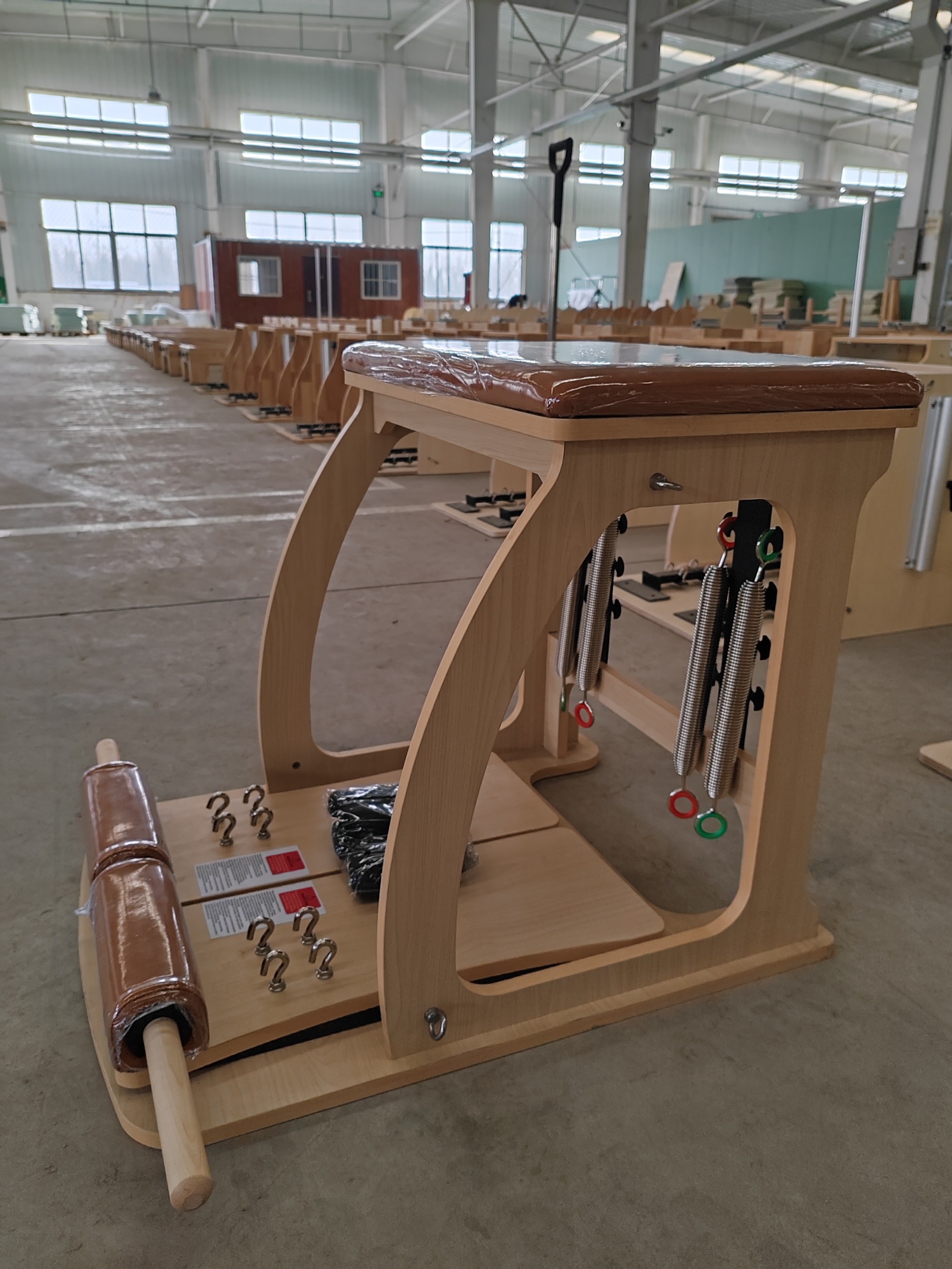 BB款枫木稳踏椅