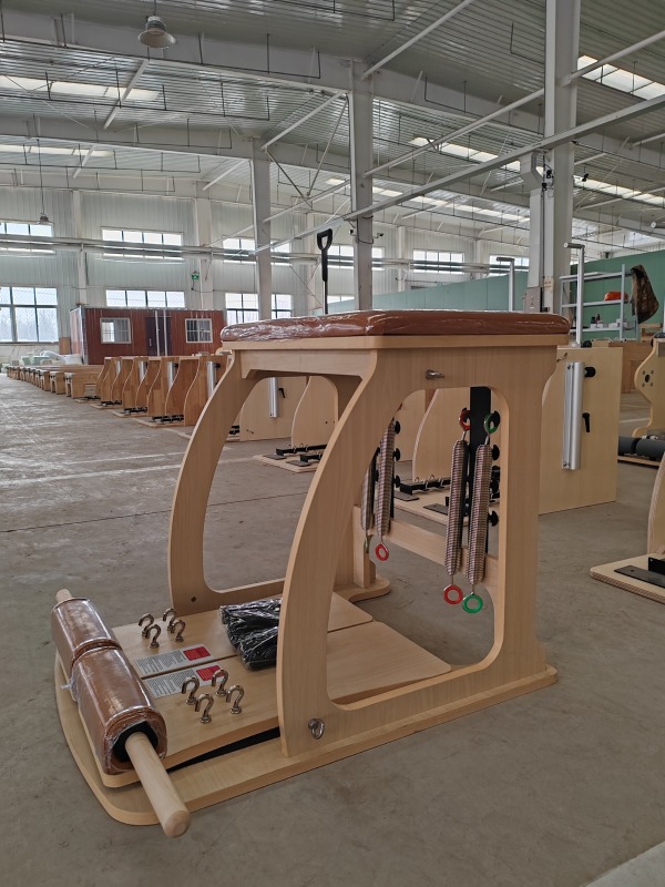 BB款枫木稳踏椅