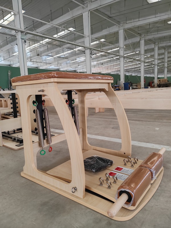 BB款枫木稳踏椅