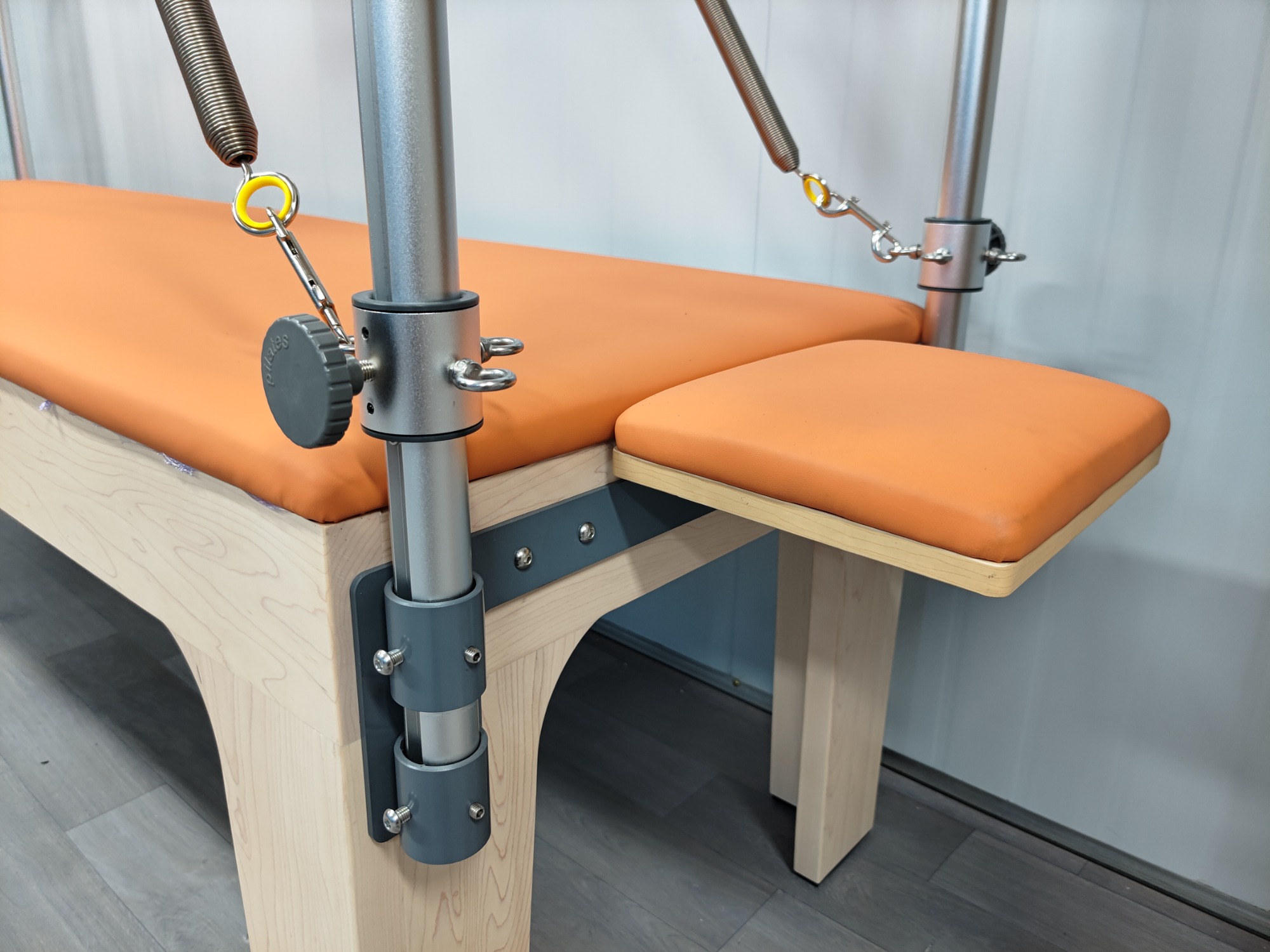 奢华款枫木凯迪拉克