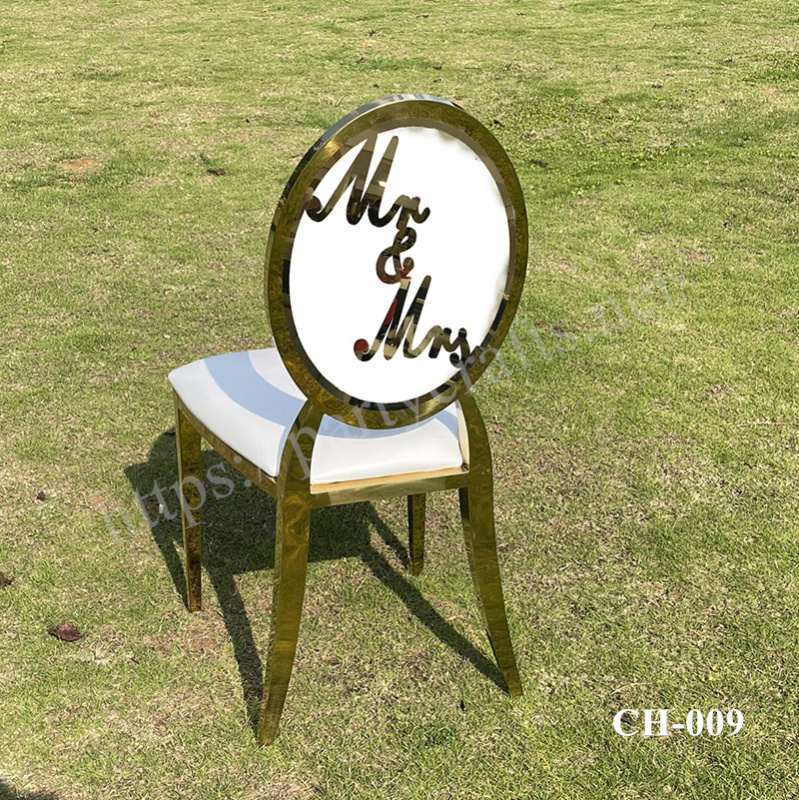 mr& mrs carved chair