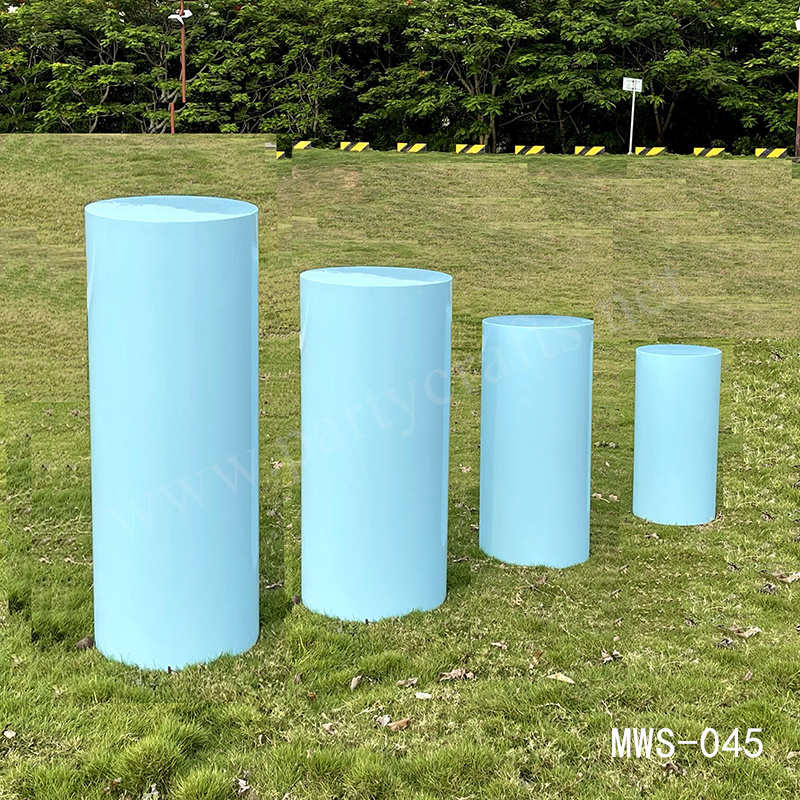 bright bule plinths