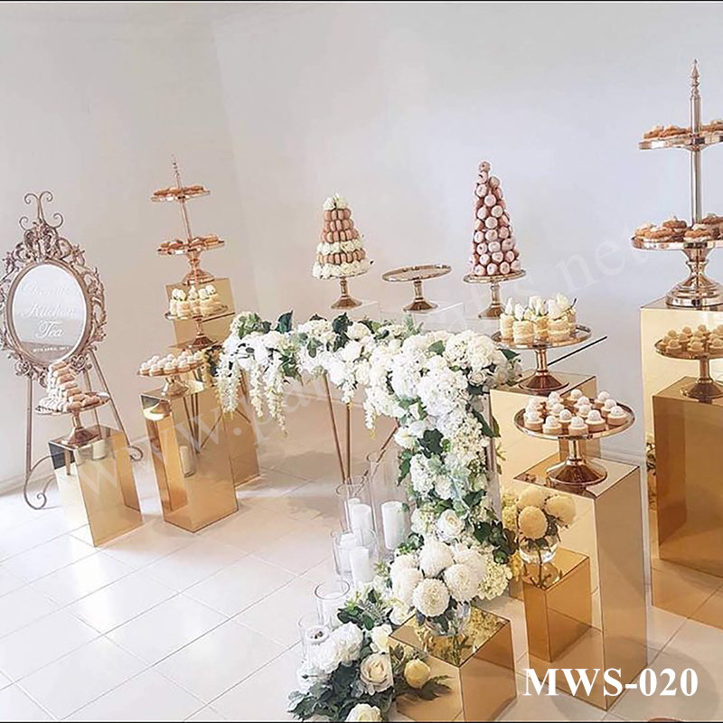 gold mirror rectangle pedestal stand aisle decoration   free standing square riser stand mirror cube art display stands wedding table centerpiece base cake table sweet table candy place tall gold centerpiece stand backdrop stand wedding stand decoration