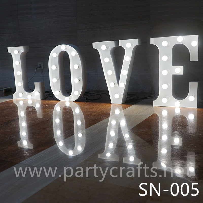 letter Love sign double gold LED light  sign table sign for wedding centerpiece decoration party event cake stand top sign decoration bridal shower table top decoration