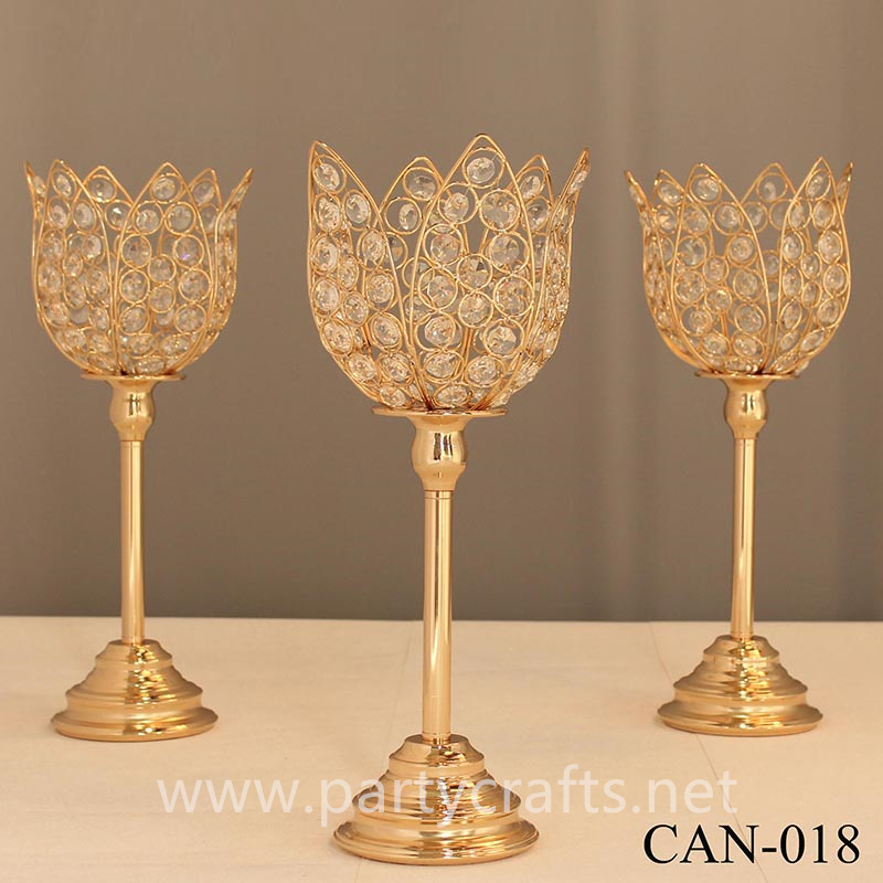gold  crystal candelabra centerpiece candle holder wedding party event bridal shower table decoration