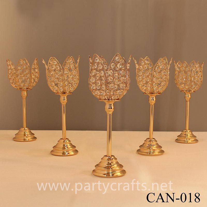 gold  crystal candelabra centerpiece candle holder wedding party event bridal shower table decoration